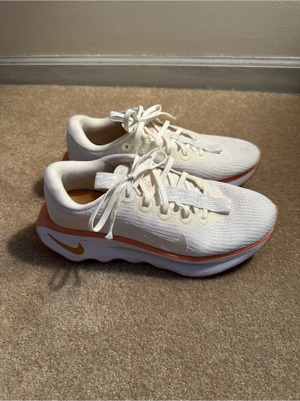 Nike Motiva